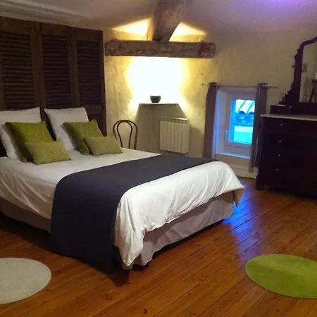 D'hotes Le Clos De Venes Bed & Breakfast