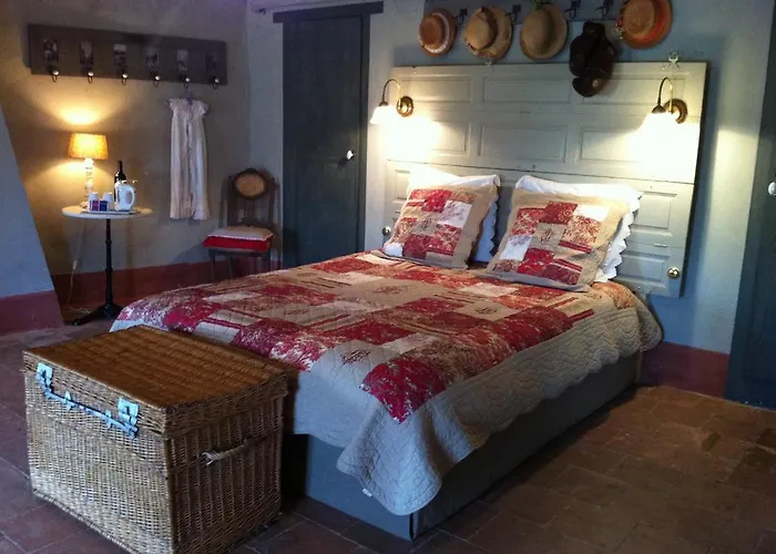 D'hotes Le Clos De Venes Bed & Breakfast
